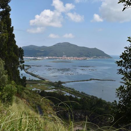 Apartamentos Tierra Y Arte Santoña Esterno foto